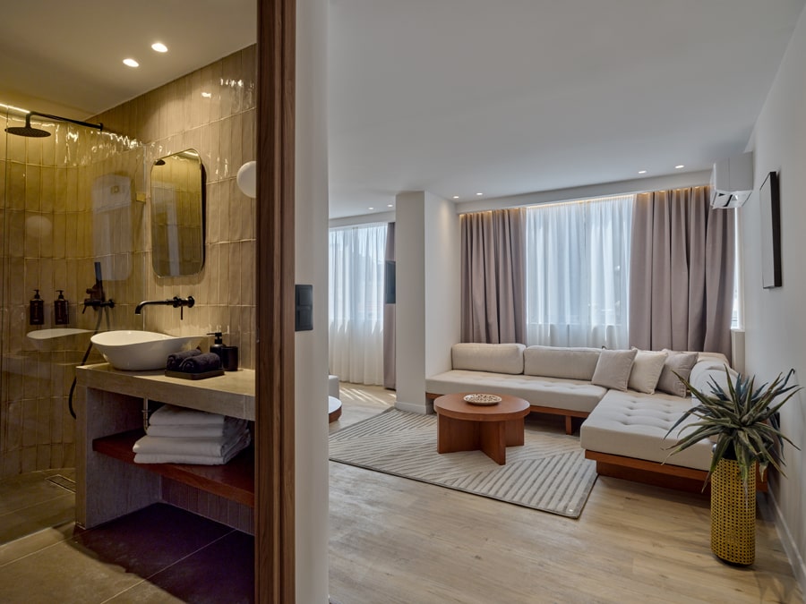 deluxesuite05b